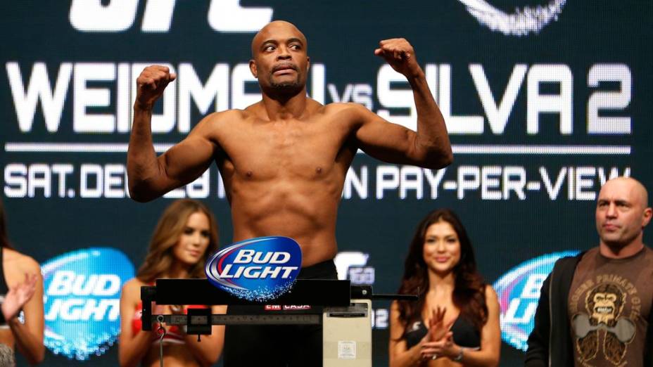 A pesagem do UFC 168: Silva x Weidman, em Las Vegas