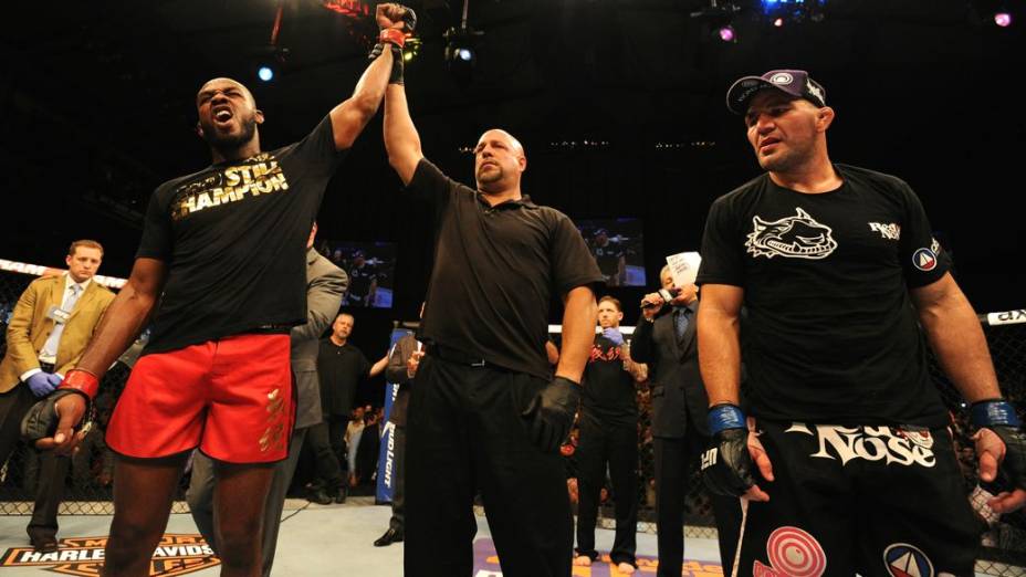 UFC 172: Jon Jones x Glover Teixeira, em Baltimore (EUA)