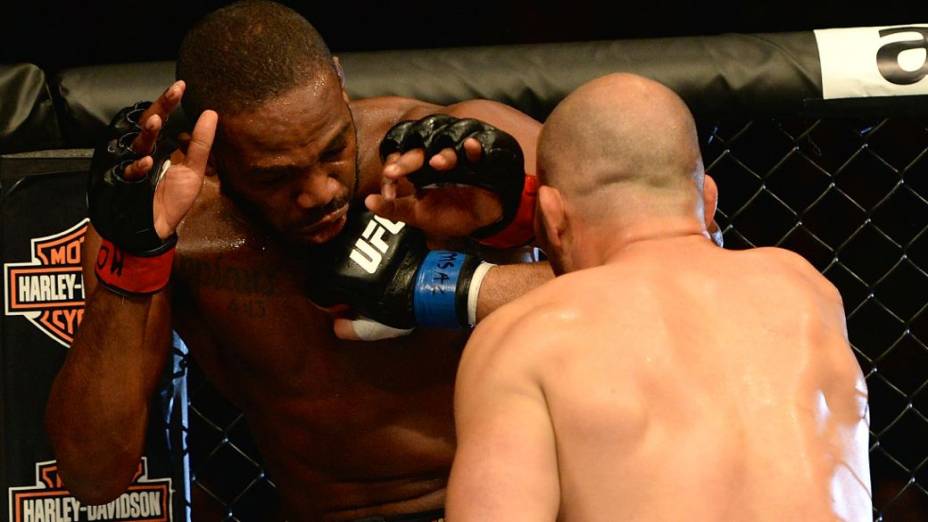UFC 172: Jon Jones x Glover Teixeira, em Baltimore (EUA)