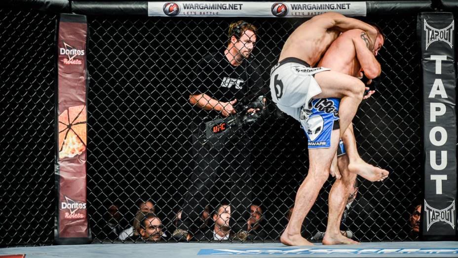 UFC Fight Night, em Barueri: Jake Shields vence Demian Maia