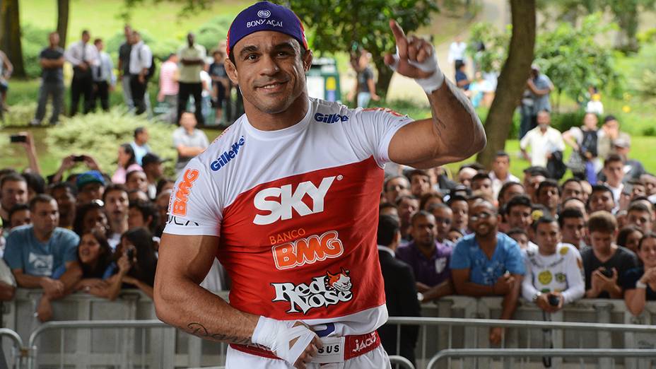 Vitor Belfort durante treino no Vale do Anhangabaú, em São Paulo