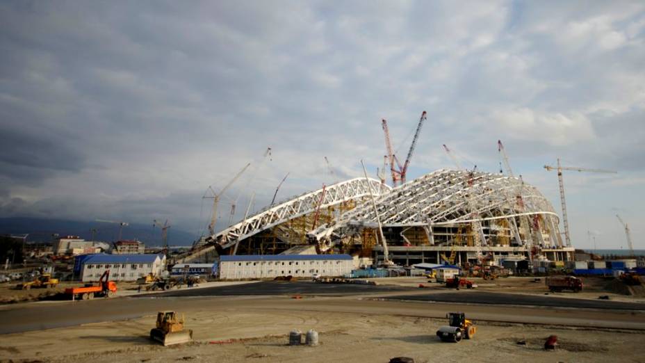 A um ano da abertura dos Jogos, as obras para a Olimpíada de Inverno de Sochi-2014, na Rússia