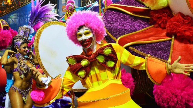 Desfile da União da Ilha, com o enredo "É brinquedo, é brincadeira a Ilha vai levantar poeira", na segunda noite de desfiles das Escolas de Samba do Grupo Especial do Rio de Janeiro, na Marquês de Sapucaí (Sambódromo), no centro da cidade, nesta segunda-feira (03)