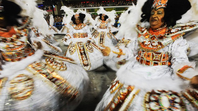 Ala das baianas da Unidos da Tijuca durante desfile na Marquês de Sapucaí