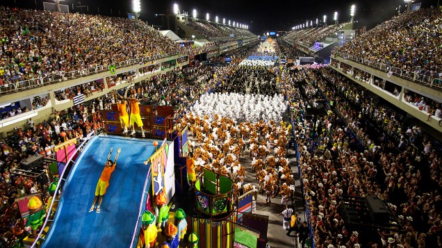 Desfile da Unidos da Tijuca no sambódromo do Rio