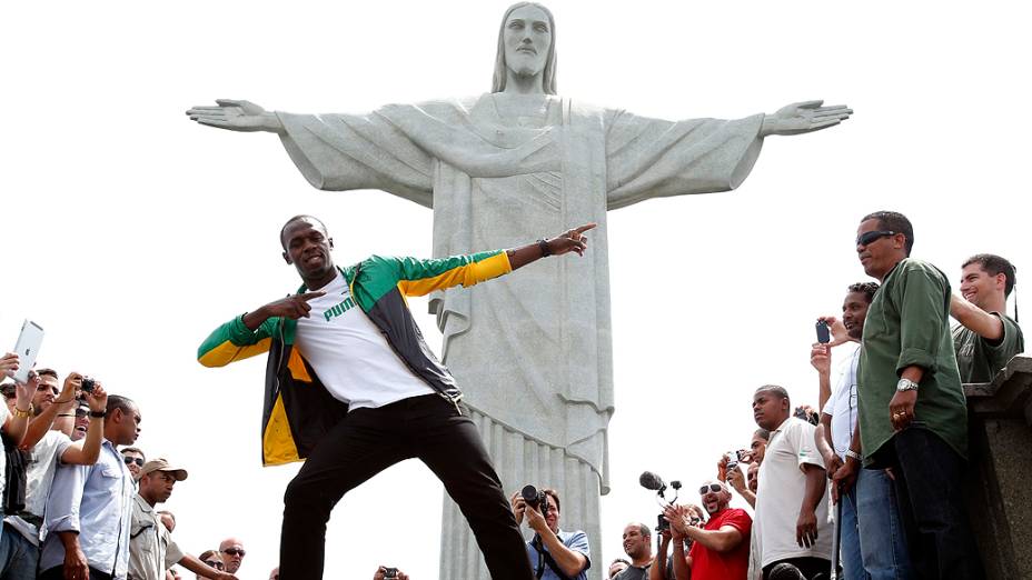 Usain Bolt visitou o Cristo Redentor na tarde desta terça-feira, 23