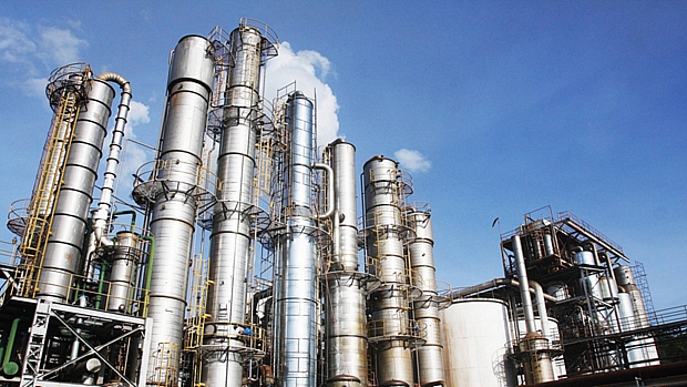 Produção de etanol sofre com problemas climáticos e reduzido volume de investimento