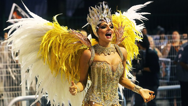 Desfile da escola de samba Vai-Vai no primeiro dia do Carnaval, em São Paulo