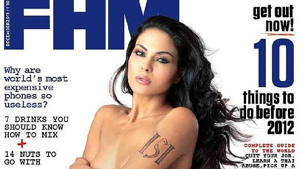As fotos de Veena nua e com uma tatuagem da inteligência paquistanesa no braço provocaram controvérsia na região