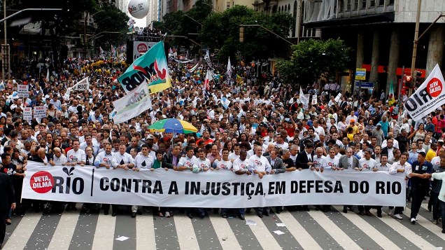 Caminhada em prol da defesa dos direitos do Estado do Rio de Janeiro na questão dos royalties do petróleo