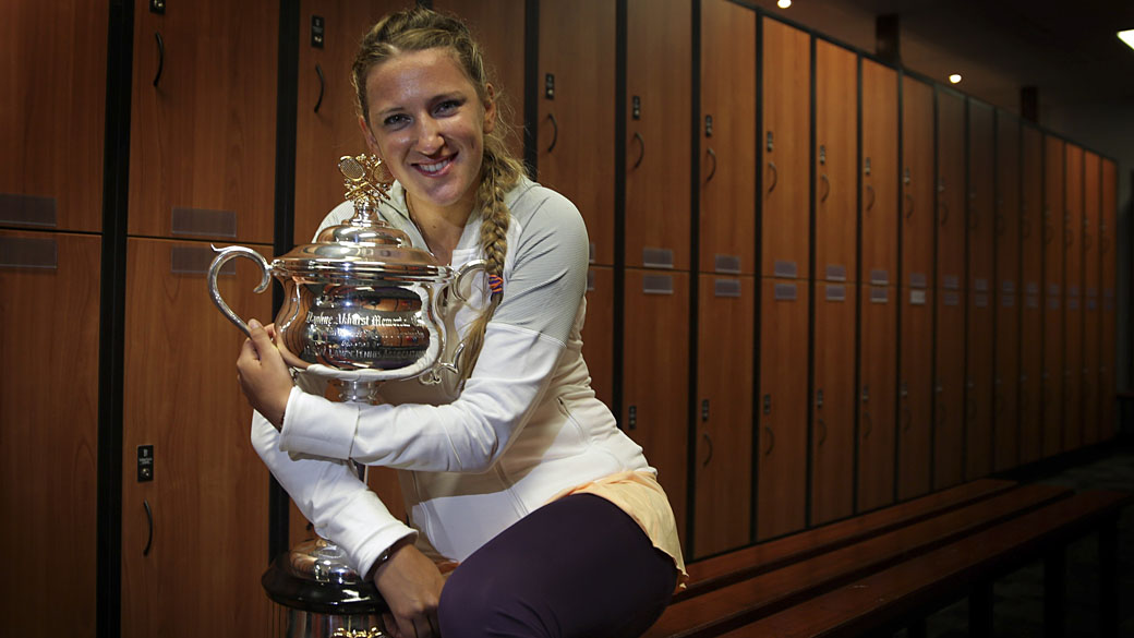 Victoria Azarenka com o troféu do Aberto da Austrália