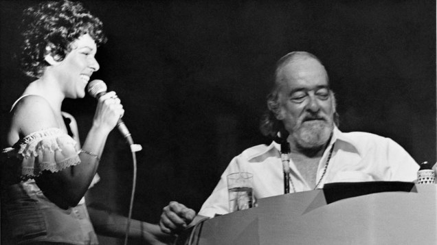 Em 1977 Vinícius se apresentou no Canecão, no Rio de Janeiro, com a cantora Miúcha