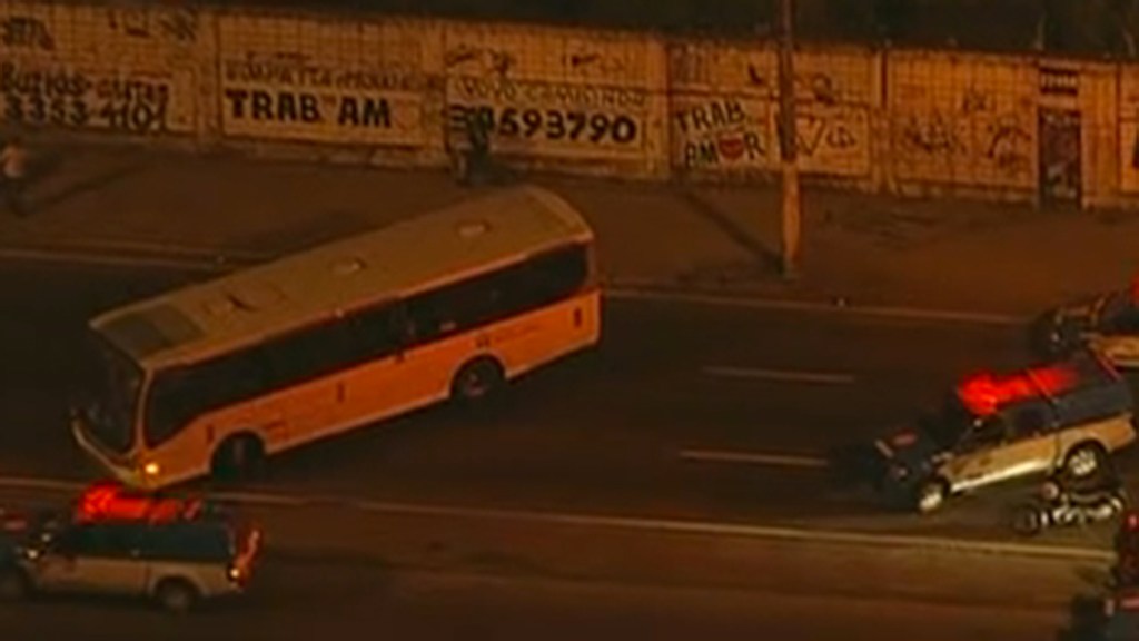 Ônibus é sequestrado no Rio de Janeiro