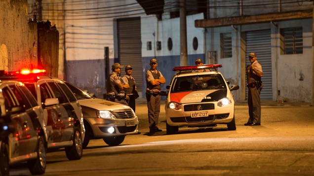 Movimentação policial onde duas pessoas foram mortas em Itaquera, na zona leste de São Paulo