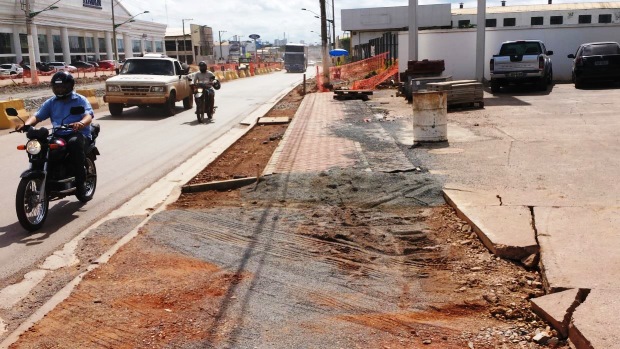 Av. da FEB: um dos pontos de maior congestionamento de Cuiabá (MT) fica na saída do aeroporto