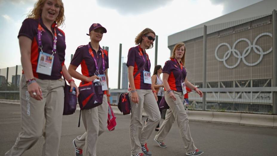 Voluntários no Centro Aquático de Londres, na Olimpíada de 2012