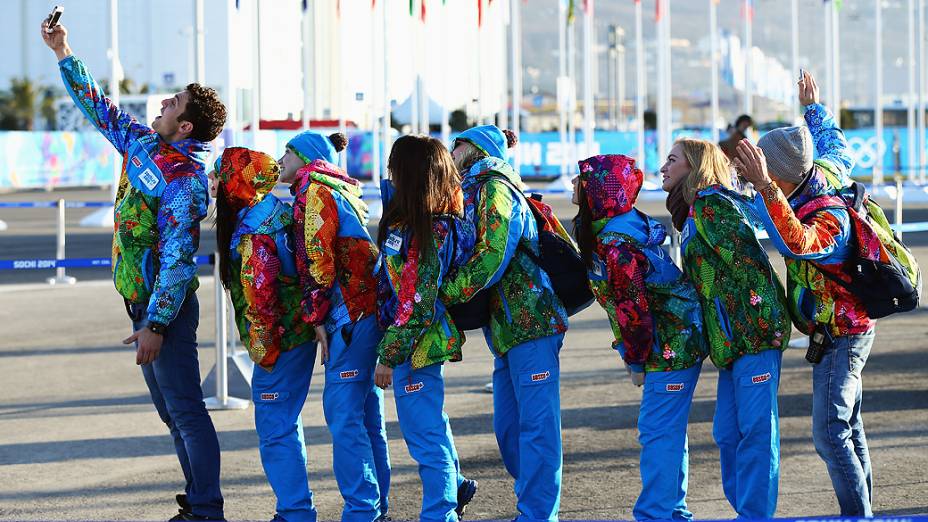 Voluntários da Olimpíada de Inverno de 2014, em Sochi (Rússia)