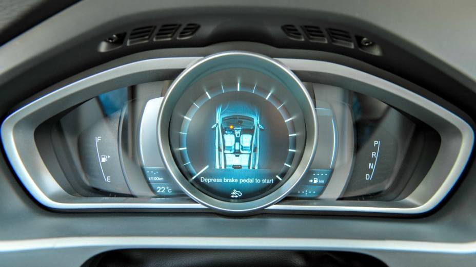 Hatchback Volvo V40 custa a partir de 115.950 reais – com airbag para passageiro vai a 130.950 reais