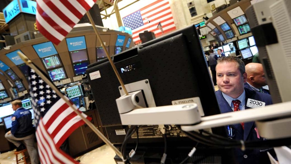 Bolsa de Valores de Nova York, Wall Street: índices despencam nesta segunda-feira