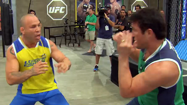 Wanderlei Silva e Chael Sonnen brigaram no TUF Brasil 3: bronca e mau exemplo