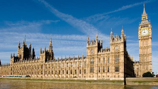 Traços de cocaína são encontrados em banheiros do Parlamento britânico