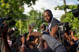 wyclef-jean-no-haiti-depois-de-entregar-documentacao-para-concorrer-a-presidencia-do-pais-original.jpeg