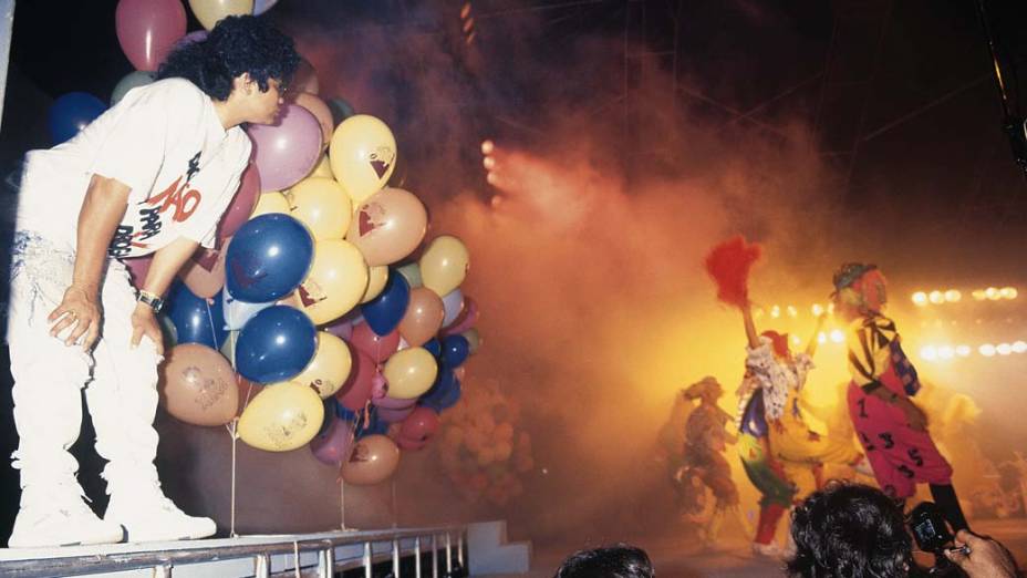 Marlene Mattos nos bastidores do show da Xuxa, 1989