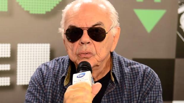 Cineasta Zelito Viana, de 76 anos, é irmão do humorista Chico Anysio e pai do ator Marcos Palmeira