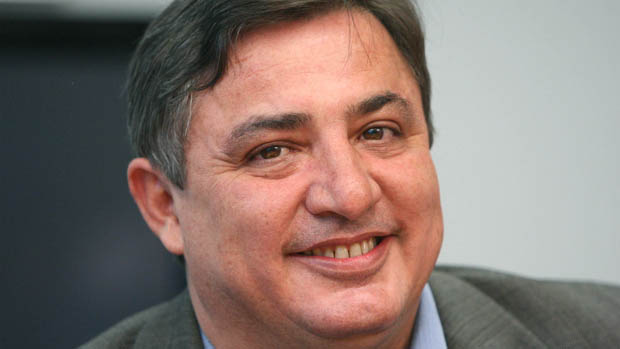 Zezé Perrella, senador