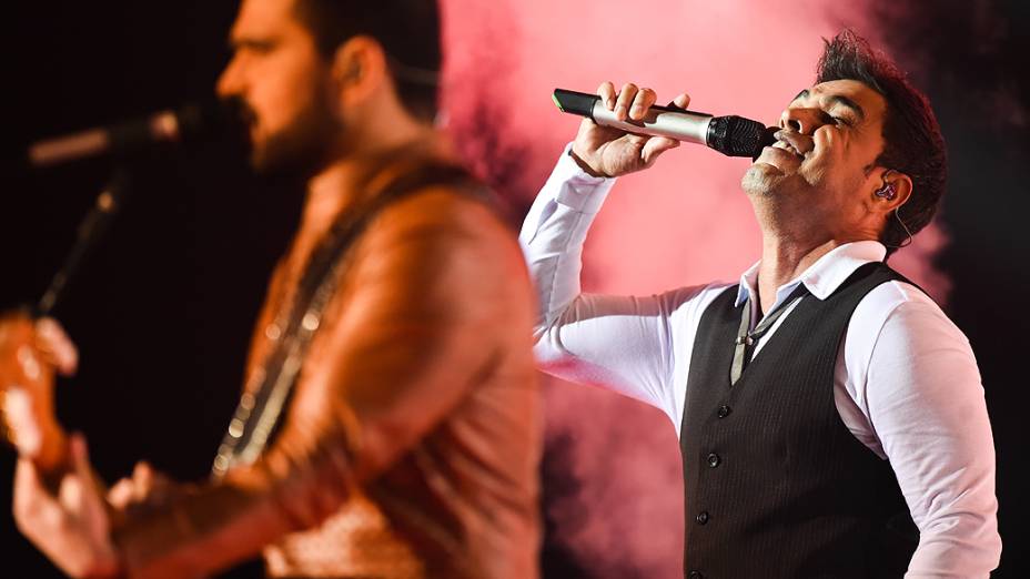 Zezé Di Camargo e Luciano durante lancamento de seu cd no Citibank Hall, em São Paulo