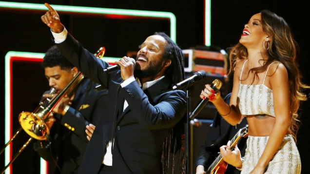 Bruno Mars, Sting, Rihanna e Ziggy Marley se unem para homenagear Bob Marley no Grammy 2013