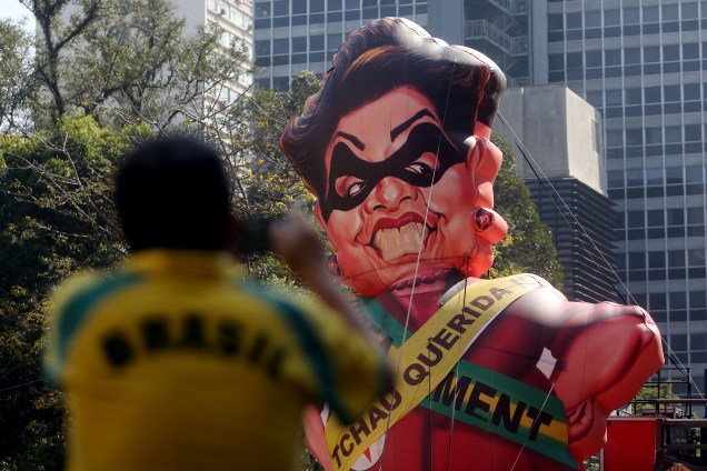 Manifestaçòes pró-impeachment na Avenida Paulista, em São Paulo