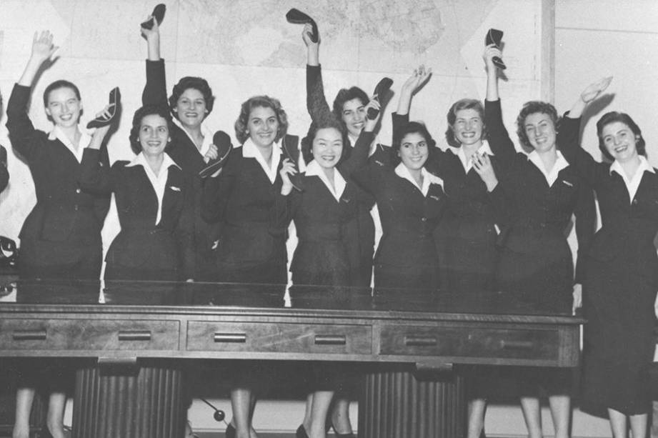 Comissárias da Varig seguiam treinamento rigoroso. Serviço foi premiado o melhor do mundo em 1979 Comissárias da Varig seguiam treinamento rigoroso. Serviço foi premiado o melhor do mundo em 1979