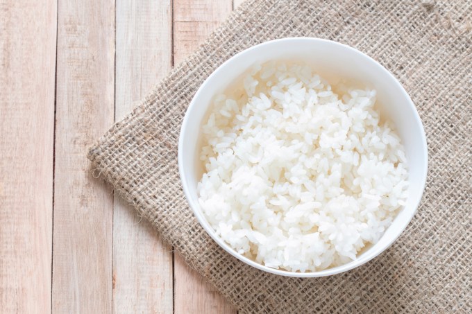Porção pequena de arroz