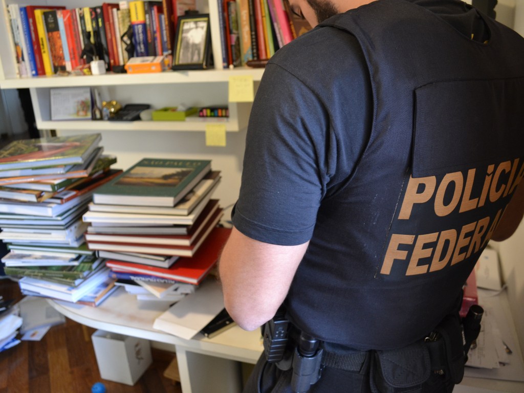 Polícia Federal deflagra a Operação Boca Livre, que investiga fraudes por meio da Lei Rouanet