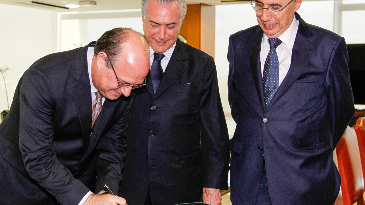 llan Goldfajn toma posse como presidente do Banco Central, em Brasília (DF) - 09/06/2016