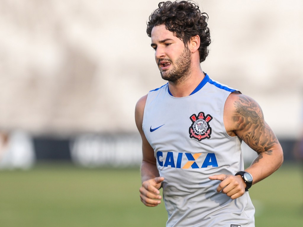 Alexandre Pato retorna ao Corinthians
