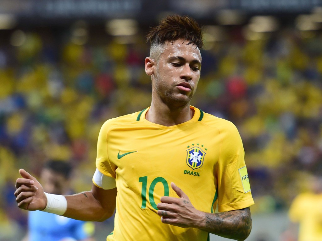 Neymar durante a partida contra o Uruguai na Arena Pernambuco, em Recife
