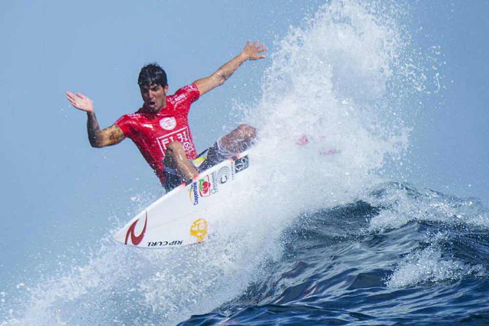 O brasileiro Gabriel Medina, durante a etapa de Fiji do Mundial de Surfe