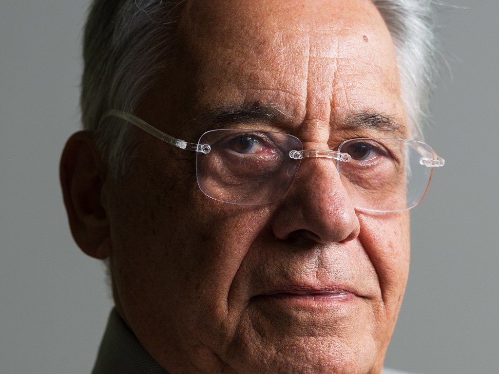 * Fernando Henrique Cardoso é ex-presidente da República