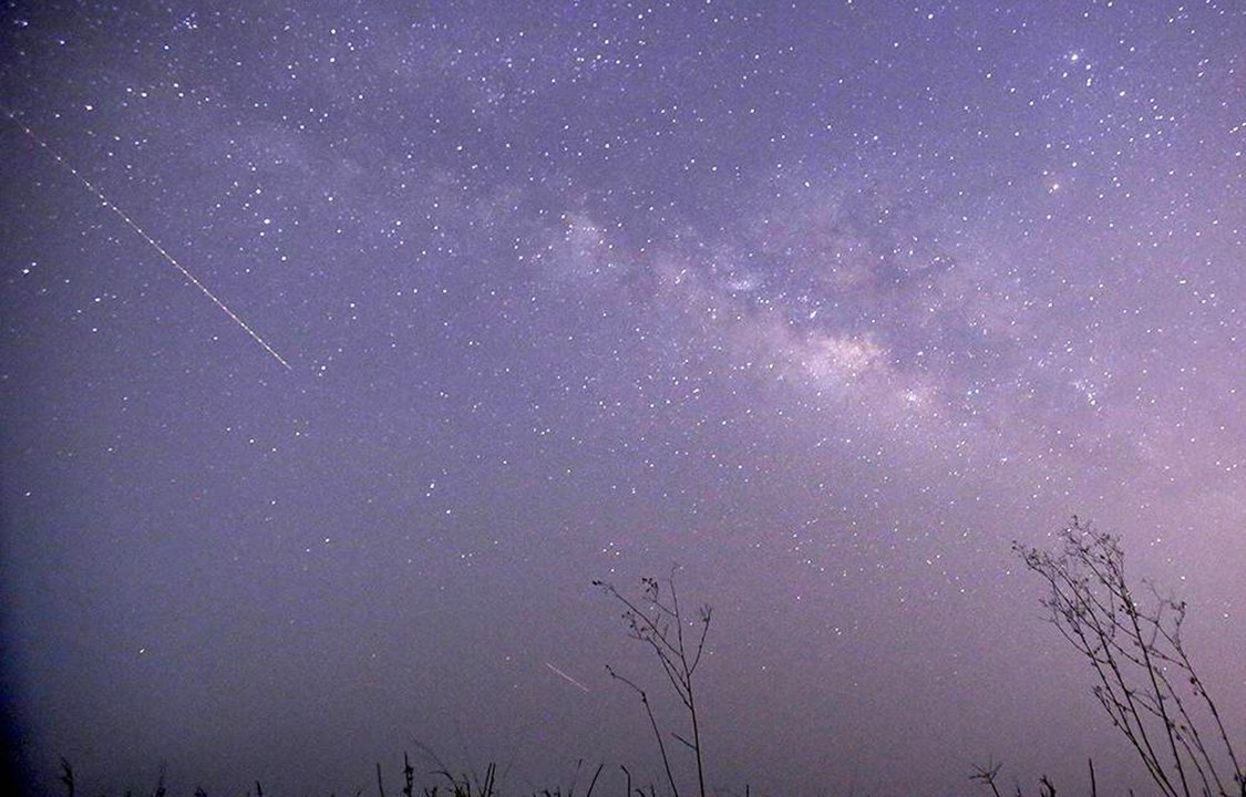 Chuva de meteoros Lyrid é vista em Thanlyin, Mianmar