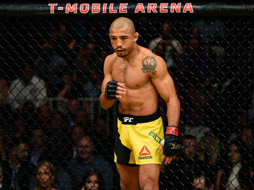José Aldo vence Frankie Edgar durante o UFC 200, na arena T-Mobile, em Las Vegas (EUA), na noite deste sábado (09)