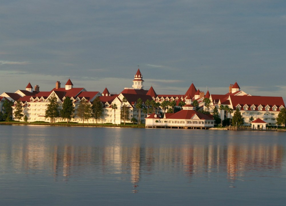 Lago do omplexo Disney's Grand Floridian Resort & Spa, na Flórida