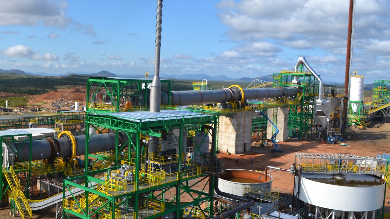 Mina Maracás Menchen, na Bahia operada pela empresa Largo Resources