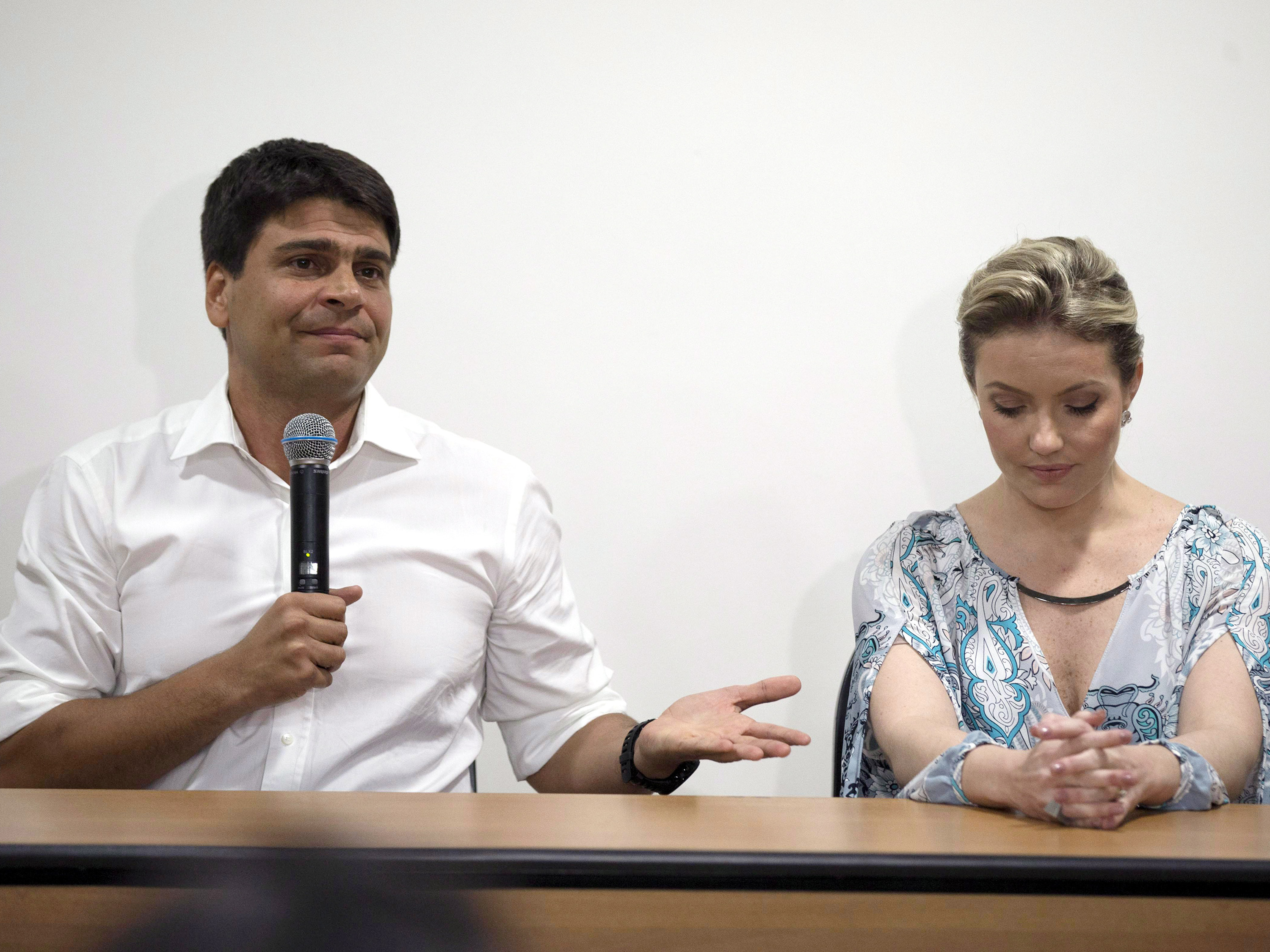 Entrevista coletiva com o secretário de Coordenação de Governo da prefeitura do Rio de Janeiro, Pedro Paulo, sobre as agressões a ex-mulher Alexandra - 12/11/2015
