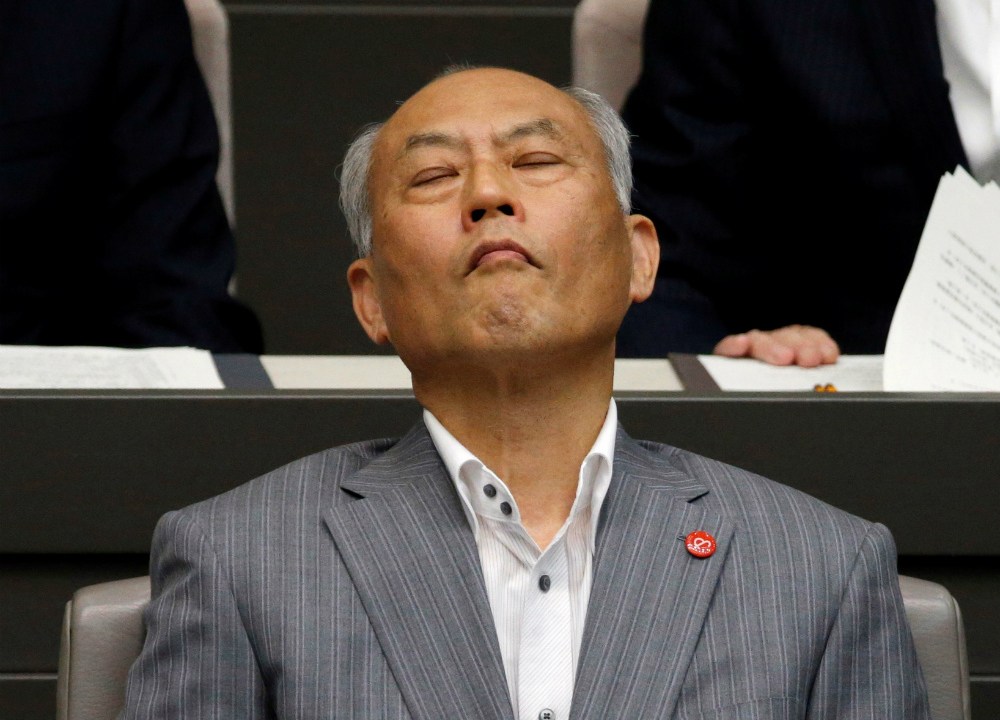 Yoichi Masuzoe, governador de Tóquio, renunciou após escândalo de corrupção