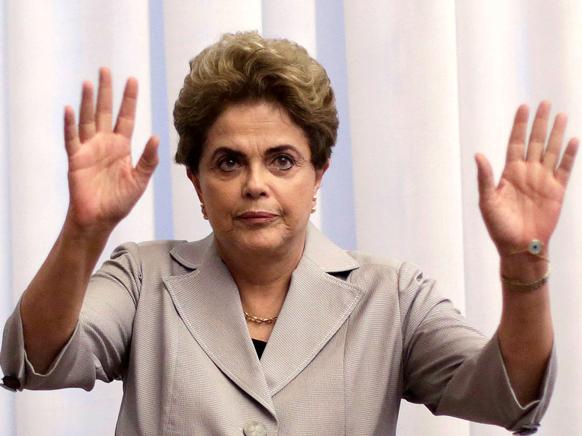 A presidente da República afastada, Dilma Rousseff, concede entrevista coletiva em Brasília (DF) - 14/06/2016