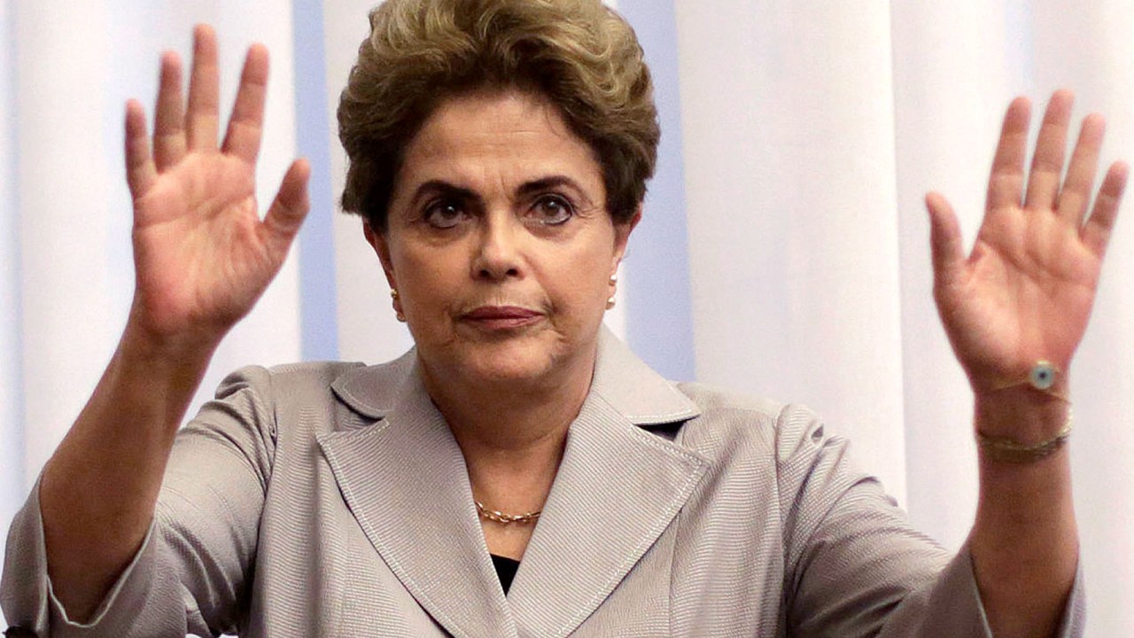 A presidente da República afastada, Dilma Rousseff, concede entrevista coletiva em Brasília (DF) - 14/06/2016