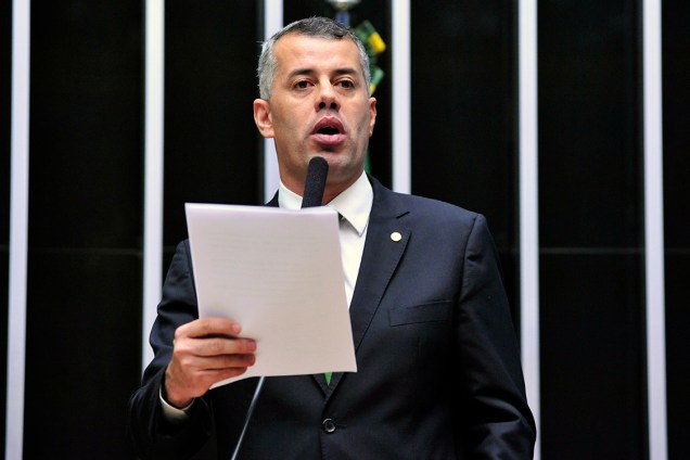 O deputado federal Evair Vieira de Melo (PV-ES), discursa durante sessão de eleição do novo presidente da Casa - 13/07/2016