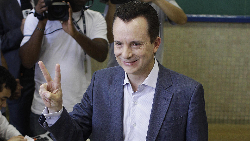 Candidato à prefeitura de São Paulo, Celso Russomanno (PRB), votou no Colégio Santo Américo, Vila Sonia, na zona sul da capital